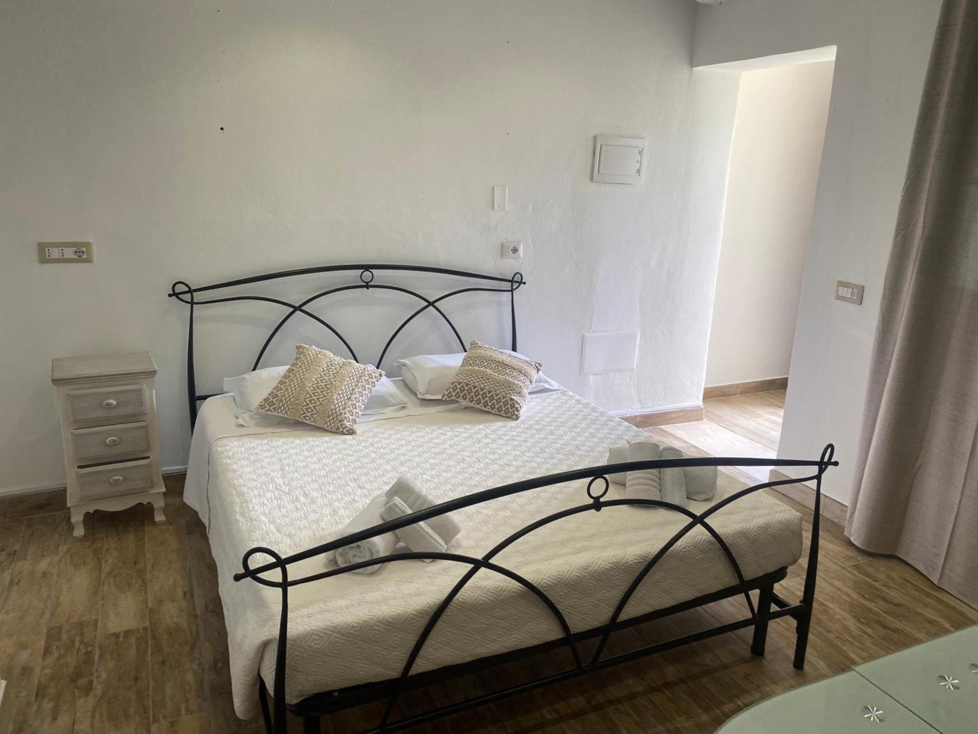 Antica Dimora Storica Villa Di Labbiu Relax & Rooms Design Sorso Exterior foto